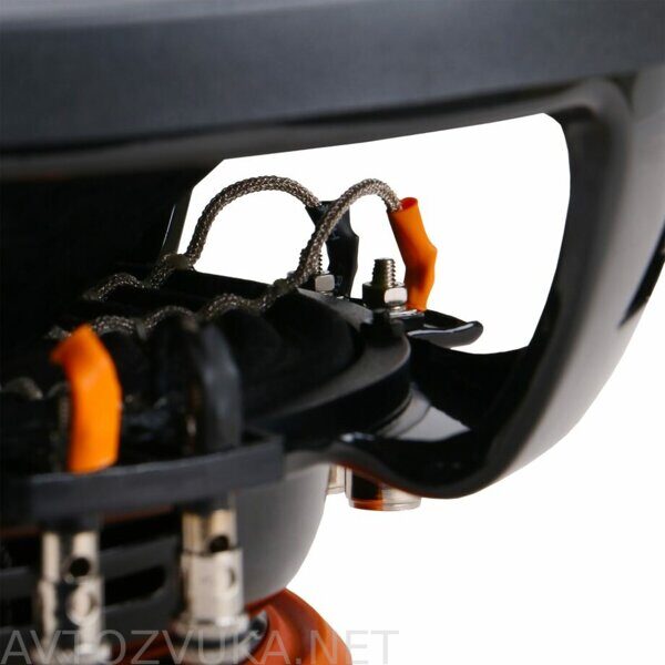 Gryphon-Pro-12-V2-SE_5-920x920